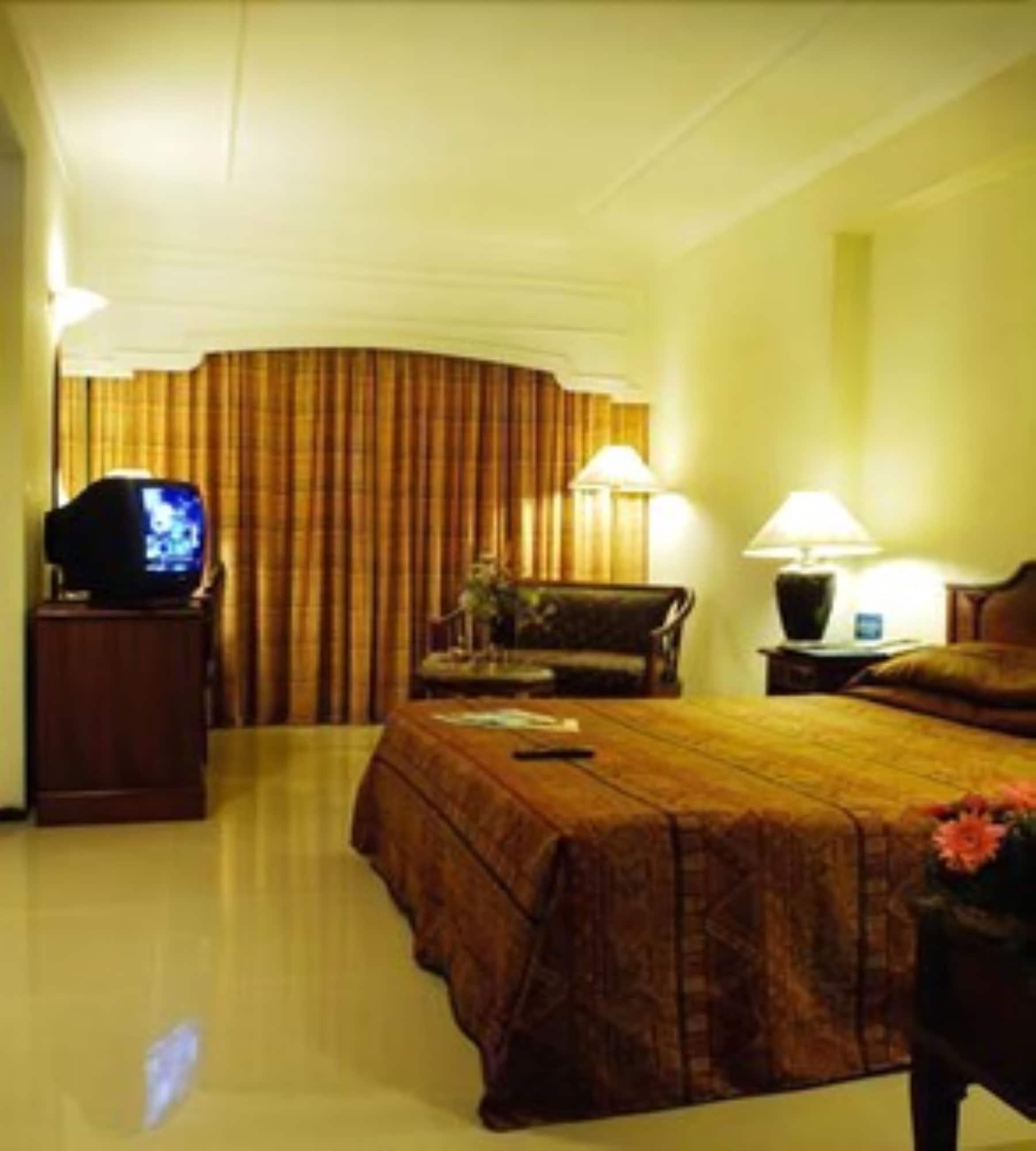 צ'נאי Savera Hotel מראה חיצוני תמונה