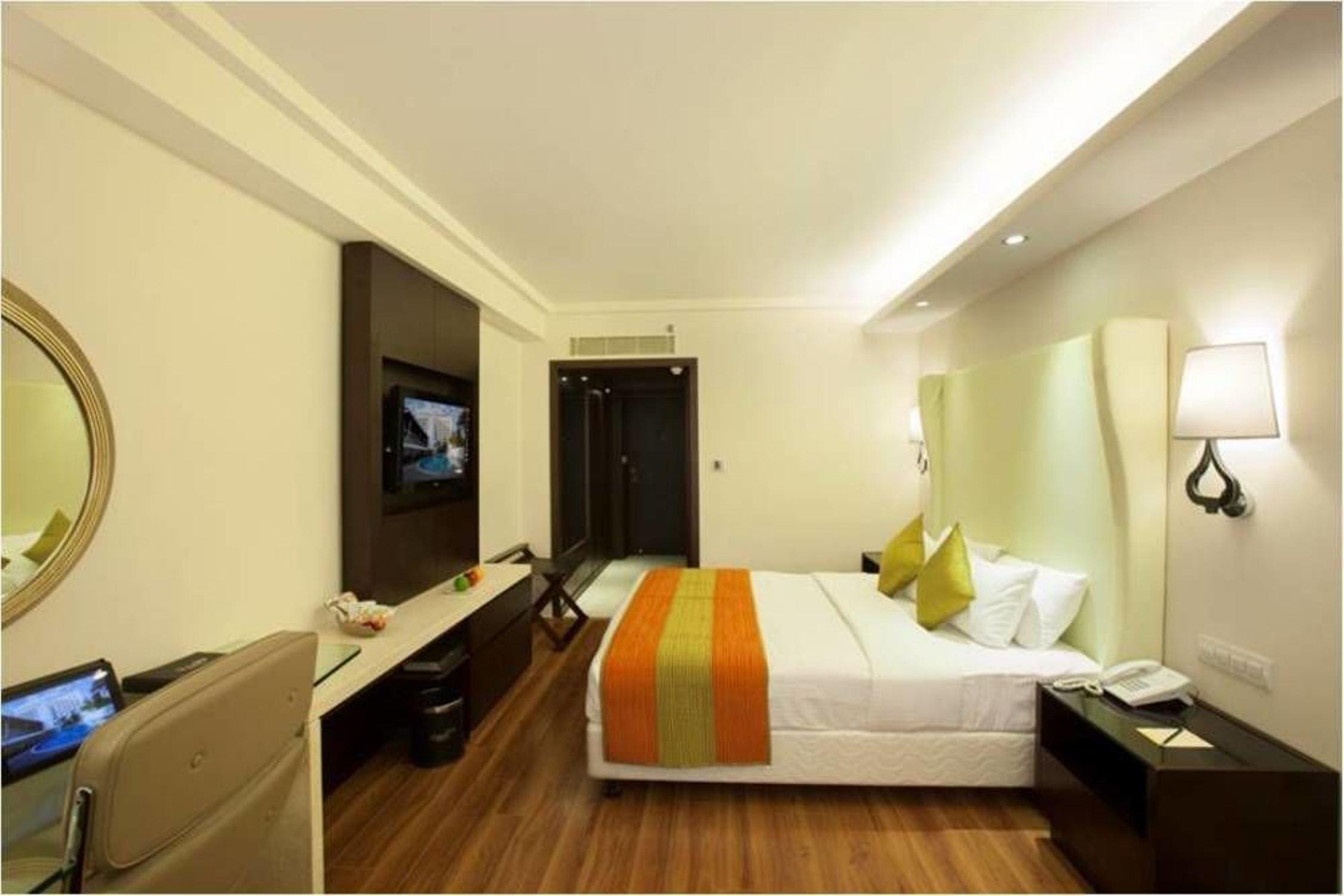 צ'נאי Savera Hotel מראה חיצוני תמונה
